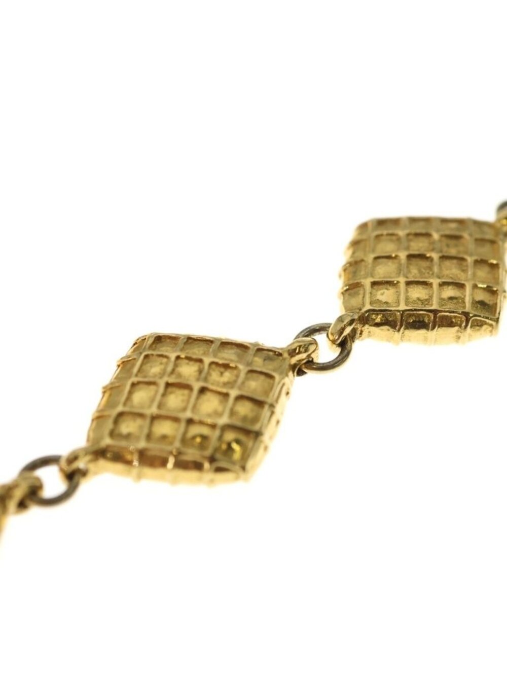 Chanel Quilted Diamond Gold Plated Necklace Choker - Picture 5 of 6